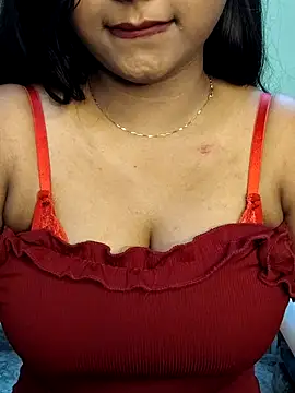 Snapshot of Ishaani_0 chatting on February 2026 11:29:02 AM Ishaani 0 online show from February 2026 11:29:02 AM