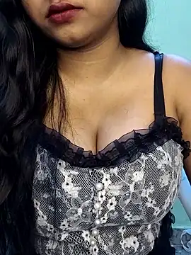 Snapshot of Ishaani_0 chatting on February 2026 07:12:01 PM Ishaani 0 online show from February 2026 07:12:01 PM