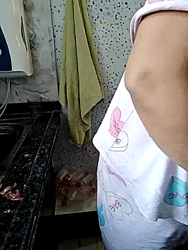 Snapshot of milf-kaira chatting on January 2025 11:44:02 AM milf-kaira online show from January 2025 11:44:02 AM