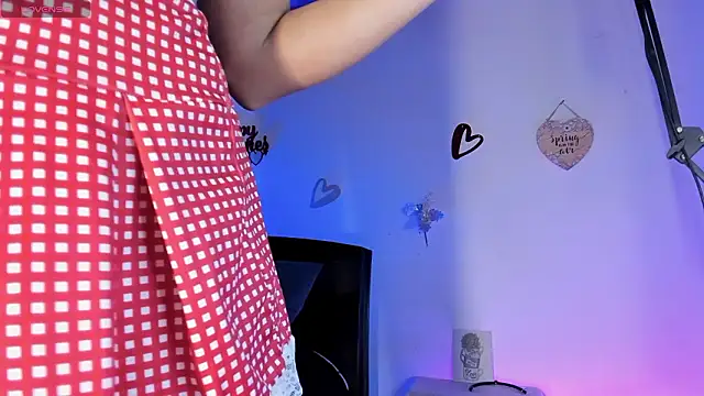 anhiahoney02 online show from February 2026 05:43:01 PM