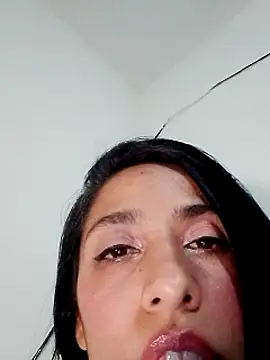 chloewildd  online show from December 2024 04:09:02 AM