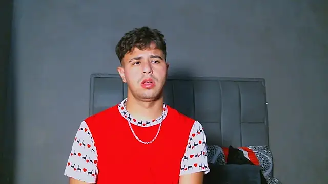 beautiful james online show from January 2025 04:39:01 PM