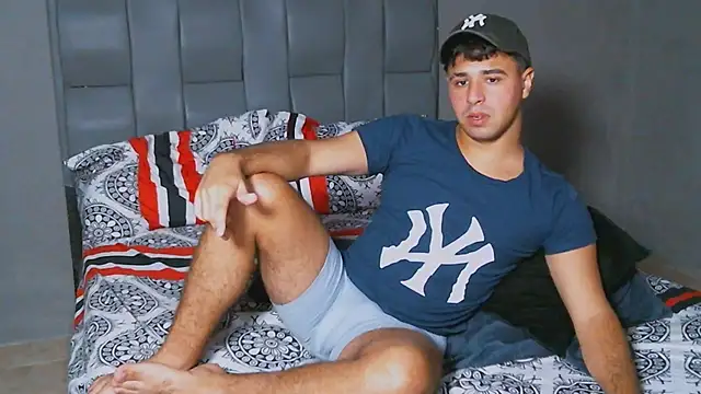 beautiful james online show from February 2025 12:40:02 AM