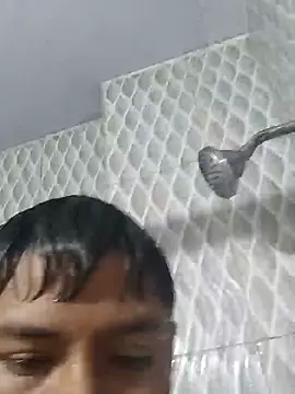 Snapshot of Tu_papi_69_ chatting on October 2025 12:11:01 AM Tu papi 69 online show from October 2025 12:11:01 AM