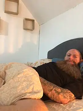 Snapshot of Ice_mannHH chatting on February 2025 10:50:01 PM Ice mannHH online show from February 2025 10:50:01 PM