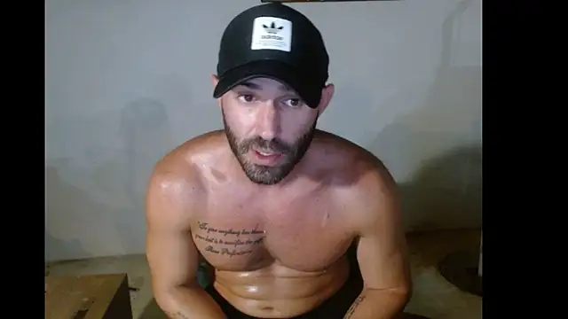 Snapshot of TheNakedPreacher chatting on December 2024 11:40:02 AM TheNakedPreacher online show from December 2024 11:40:02 AM