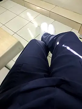 gatmoreno1 online show from January 2026 06:46:02 PM