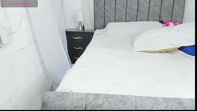 Natalystevens online show from March 2025 09:58:02 PM