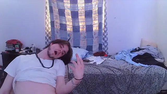 Benzolbub3 online show from October 2025 02:46:02 PM