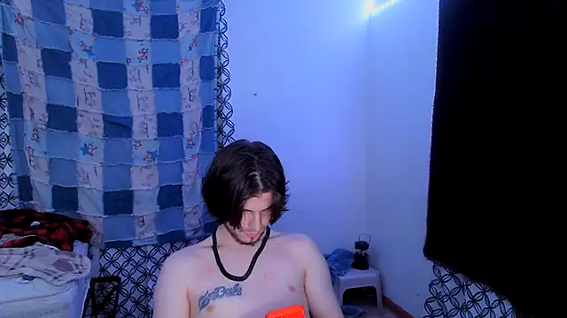 Benzolbub3 online show from October 2025 10:34:02 AM
