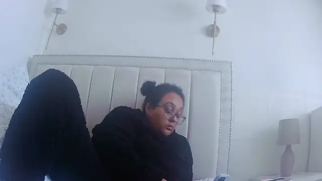 vanilla chocolate23 online show from February 2026 10:23:01 AM