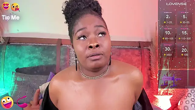 zoe 23  online show from February 2025 04:11:01 PM