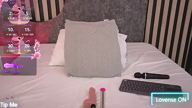 Snapshot of miss10_antonella chatting on November 2025 12:06:01 PM miss10 antonella online show from November 2025 12:06:01 PM