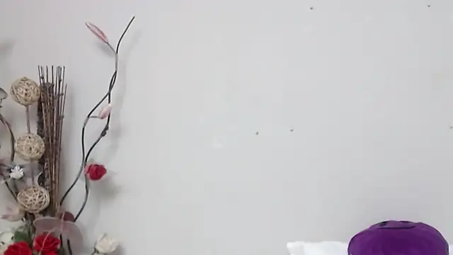 Snapshot of Nicol_Love0 chatting on January 2025 07:39:01 PM Nicol Love0 online show from January 2025 07:39:01 PM