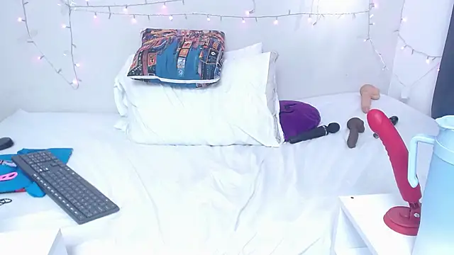 Snapshot of Nicol_Love0 chatting on March 2025 07:59:02 PM Nicol Love0 online show from March 2025 07:59:02 PM