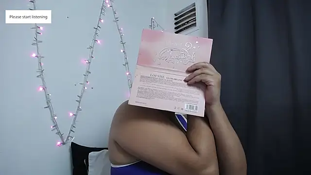 Snapshot of Nicol_Love0 chatting on October 2025 12:17:02 PM Nicol Love0 online show from October 2025 12:17:02 PM