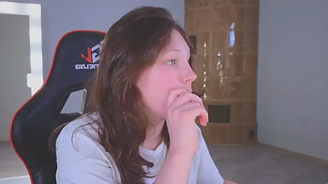 cherry lea online show from February 2026 04:22:02 PM