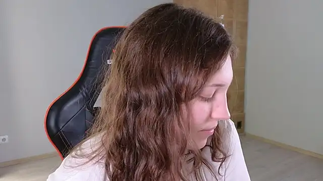 cherry lea online show from March 2026 05:41:01 PM