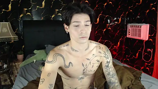 Snapshot of Apolo_Hidalgo01 chatting on November 2025 10:42:02 PM Apolo Hidalgo01 online show from November 2025 10:42:02 PM