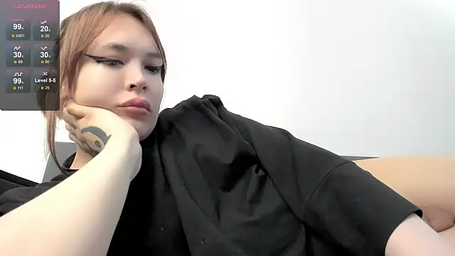 Snapshot of fem_to chatting on November 2025 09:11:02 AM fem to online show from November 2025 09:11:02 AM