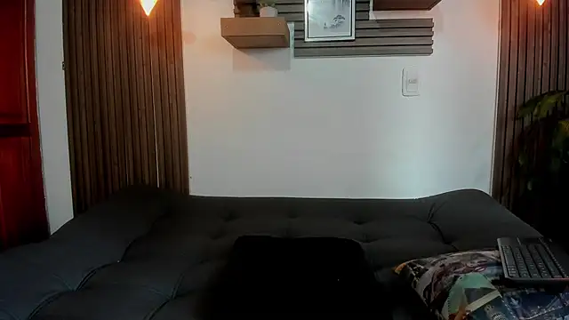 rihannagil online show from October 2025 03:23:02 PM