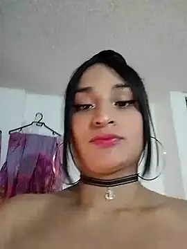 Snapshot of Pussycat_9999 chatting on December 2024 07:16:02 PM Pussycat 9999 online show from December 2024 07:16:02 PM