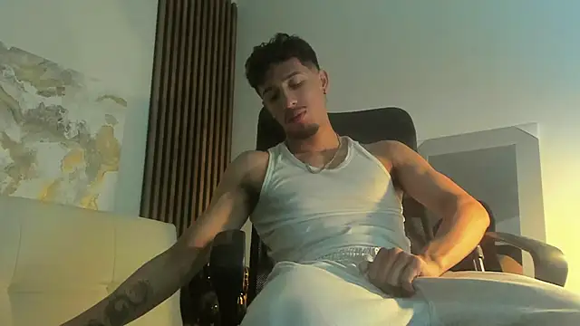 rafael stone online show from March 2025 04:19:01 AM