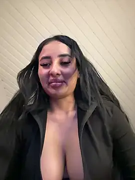 Snapshot of Anily_Lovely chatting on February 2025 07:48:02 PM Anily Lovely online show from February 2025 07:48:02 PM