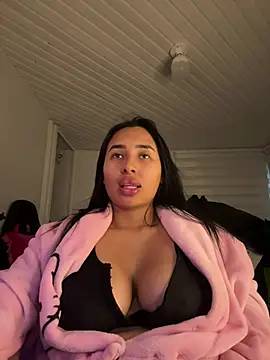 Snapshot of Anily_Lovely chatting on February 2026 11:04:02 PM Anily Lovely online show from February 2026 11:04:02 PM