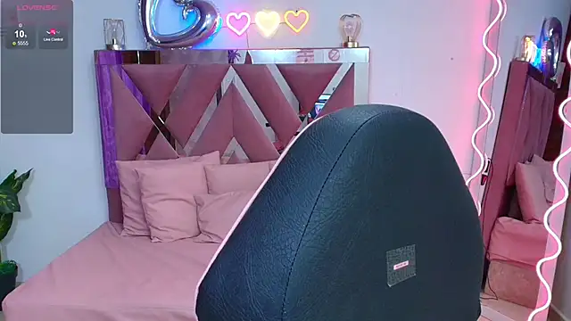 kendra tay online show from October 2025 03:31:01 AM