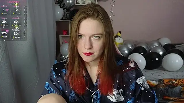 Snapshot of CassieJuice69 chatting on December 2024 02:00:02 PM CassieJuice69 online show from December 2024 02:00:02 PM
