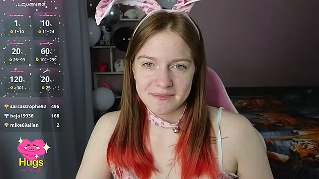 Snapshot of CassieJuice69 chatting on December 2024 04:25:02 PM CassieJuice69 online show from December 2024 04:25:02 PM