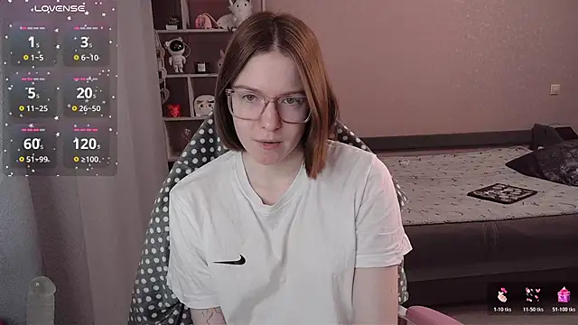 Snapshot of CassieJuice69 chatting on October 2025 05:45:02 PM CassieJuice69 online show from October 2025 05:45:02 PM