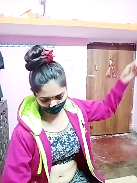 Cute-Simmi online show from December 2024 02:02:02 PM