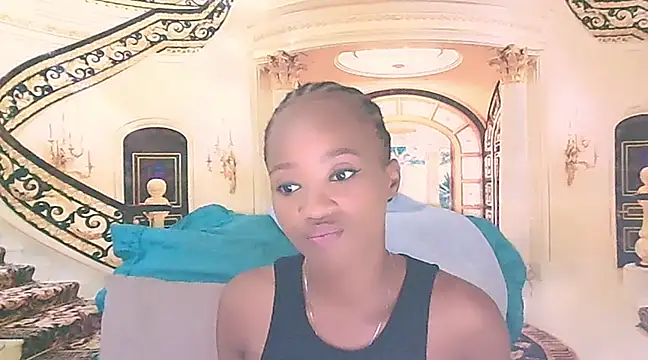 Snapshot of EbonyCreamy69 chatting on December 2024 07:00:02 PM EbonyCreamy69 online show from December 2024 07:00:02 PM