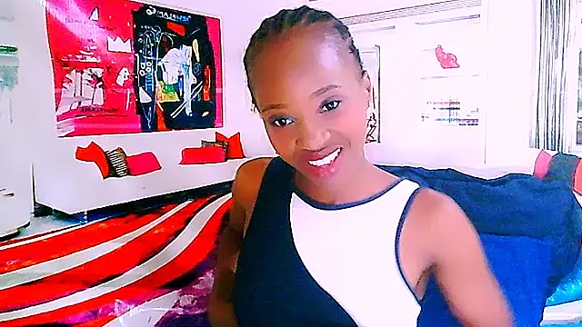 Snapshot of EbonyCreamy69 chatting on January 2025 05:43:02 PM EbonyCreamy69 online show from January 2025 05:43:02 PM