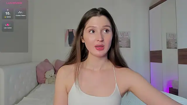 Snapshot of tender_babyy chatting on February 2025 02:13:02 PM tender babyy online show from February 2025 02:13:02 PM