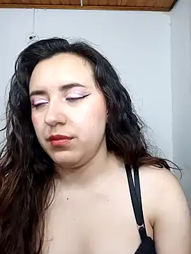 Emi chik online show from December 2024 04:36:02 AM