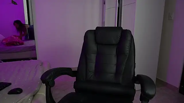 tammylee  online show from October 2025 08:47:01 AM