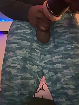 Snapshot of Pressure69mee chatting on February 2025 03:15:01 AM Pressure69mee online show from February 2025 03:15:01 AM