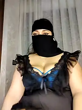 Snapshot of Nurhane_Star chatting on February 2025 10:49:02 PM Nurhane Star online show from February 2025 10:49:02 PM