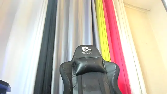 SlutyMaya4k online show from March 2025 07:11:01 AM