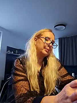 MariaRichi  online show from February 2025 07:20:01 AM