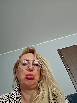 MariaRichi  online show from March 2025 10:24:02 AM