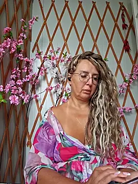 MariaRichi  online show from September 2025 07:22:02 AM