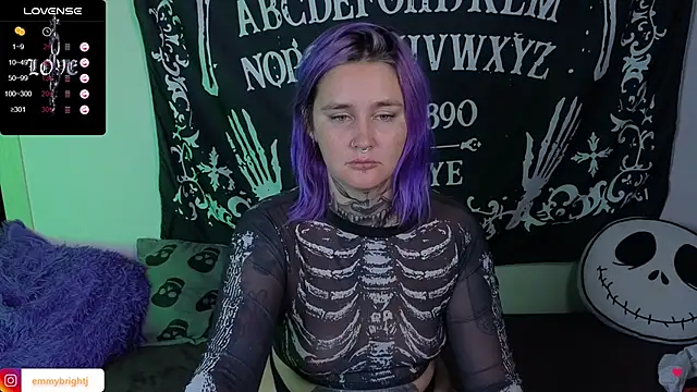 Emmybrightj  online show from September 2025 01:07:01 AM