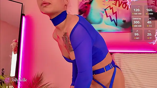 Snapshot of jolly_bellle chatting on December 2024 01:58:02 AM jolly bellle online show from December 2024 01:58:02 AM