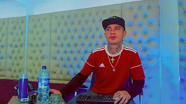 HannibalLester online show from February 2025 12:59:01 PM