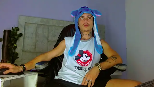 HannibalLester online show from September 2025 05:40:02 AM