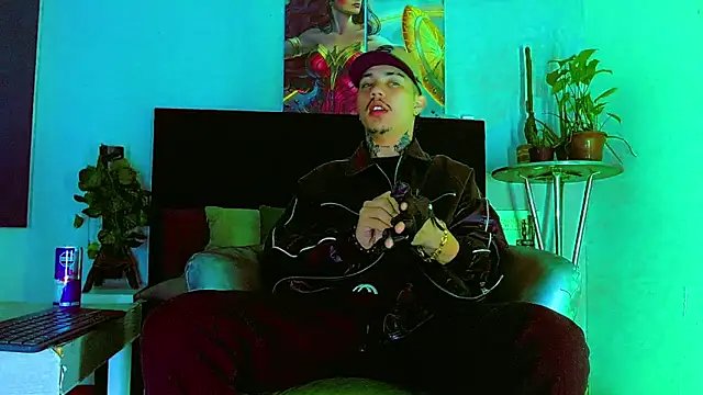 HannibalLester online show from December 2025 03:45:02 AM